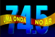 Logotipo de 74.5 Uma Onda no Ar