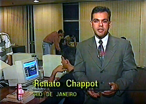 História da Rede Manchete - Imagem 3 Programa de Domingo: Reportagem de Renato Chappor no Programa de Domingo sobre o lançamento do portal da Bloch na Web - TV Manchete