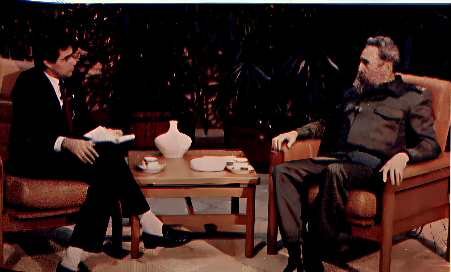 Linha do Tempo da Rede Manchete - Imagem 2 Roberto D'Ávila entrevistando Fidel Castro - TV Manchete