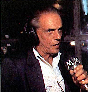 Linha do Tempo da Rede Manchete - Imagem 2 João Saldanha com o microfone da Manchete - Abril de 1986